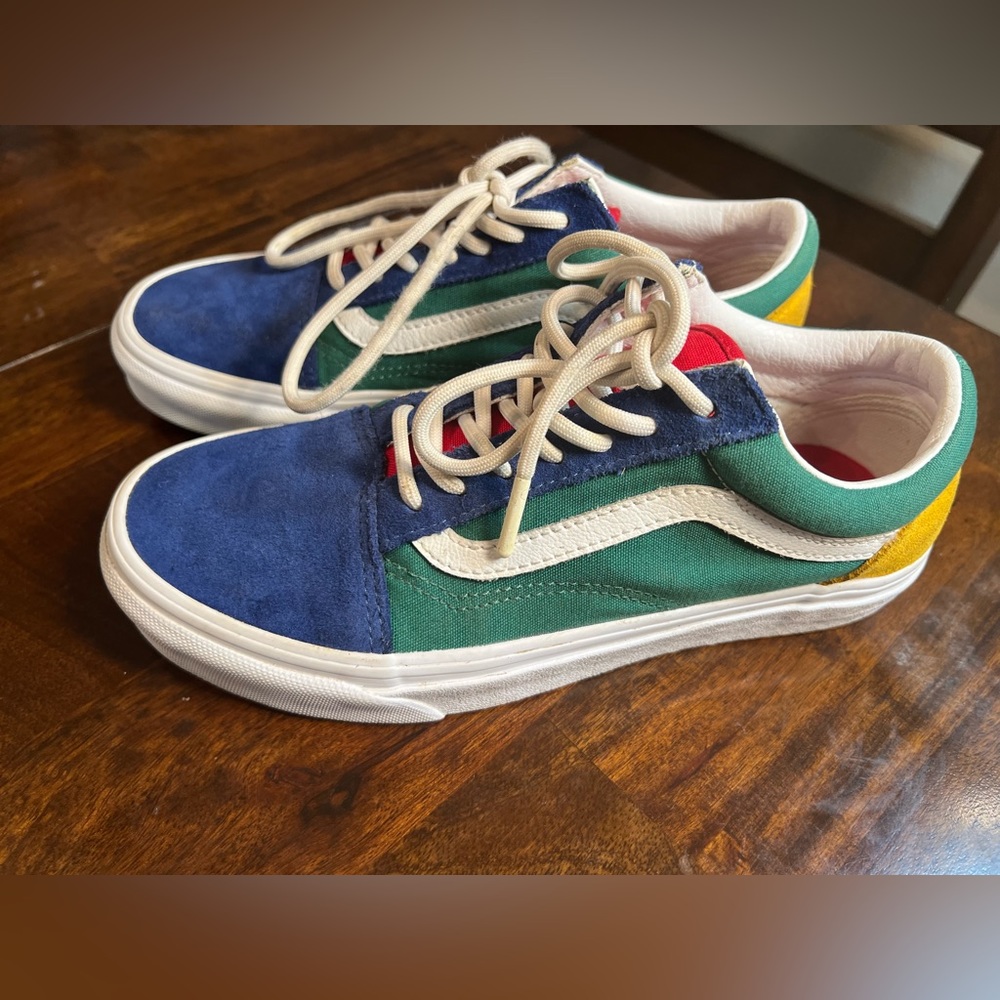 Women’s Vans Yacht Club - Picture 6 of 7